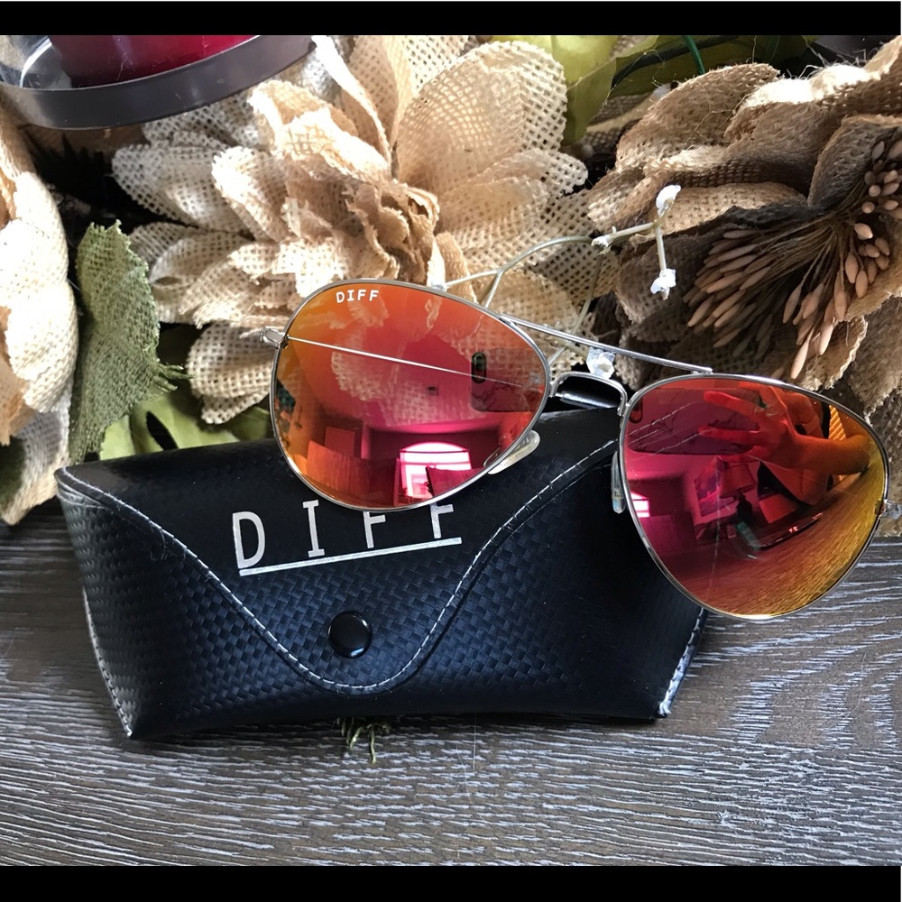 Diff Red Aviator Sunglasses!!